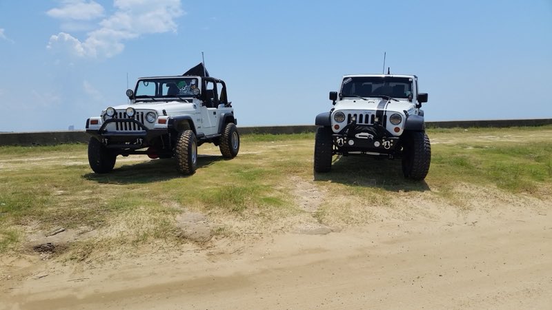 Ratchet Garage auto repair and off-road build work